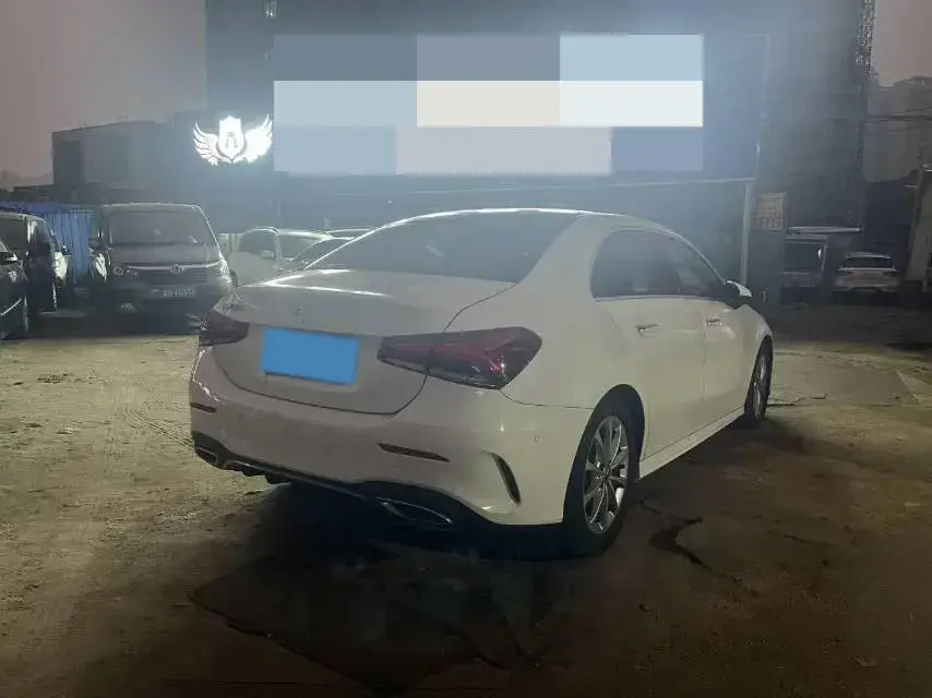 2020 MERCEDES-BENZ A thumbnail 4