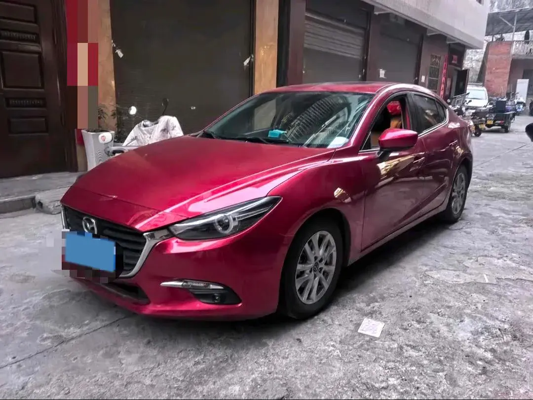 2019 MAZDA 3 view 1