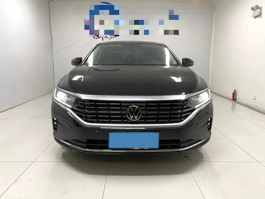 2024 VOLKSWAGEN PASSAT thumbnail 2