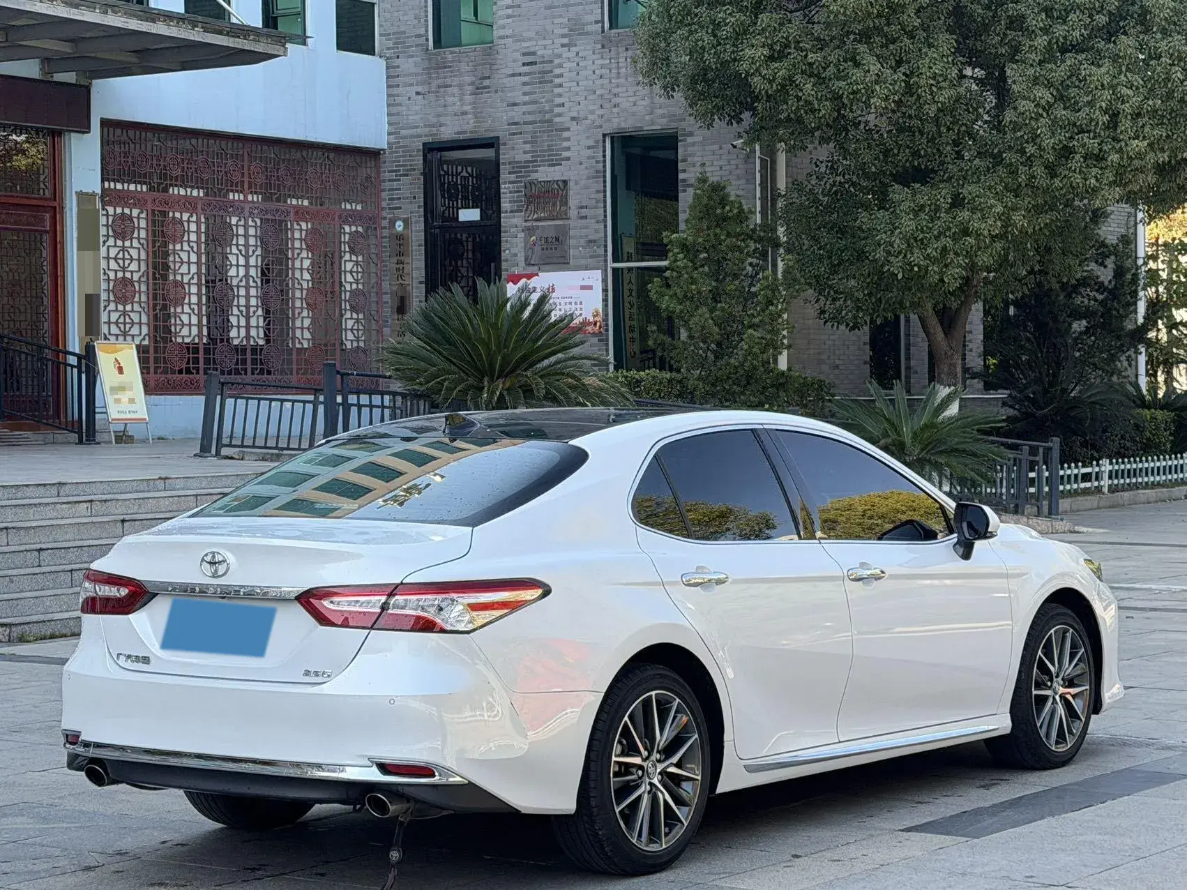 2021 TOYOTA CAMRY thumbnail 4