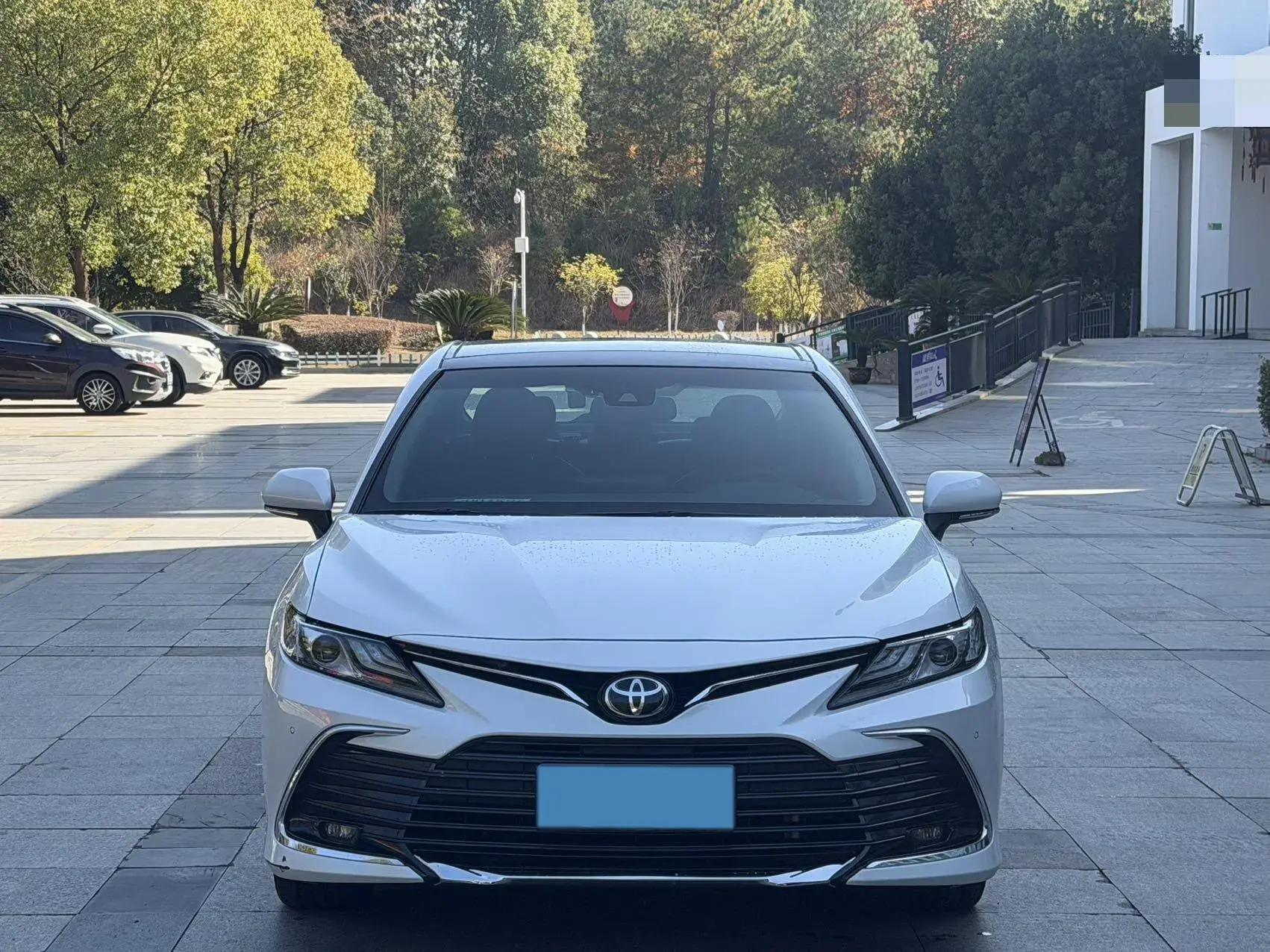 2021 TOYOTA CAMRY thumbnail 2