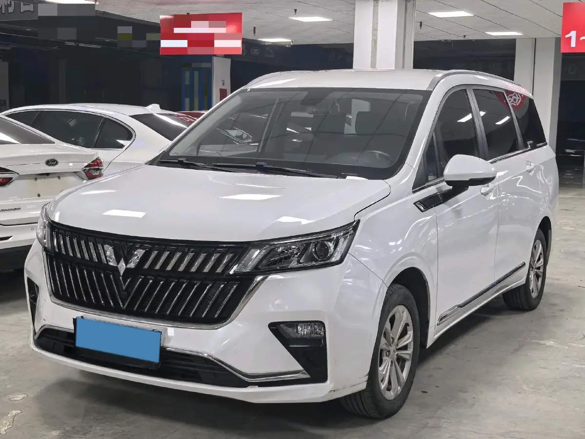 2022 WuLing JiaChen 1.5T 147HP L4 CVT