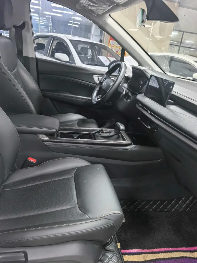 2022 WuLing JiaChen 1.5T 147HP L4 CVT,autocango,china used car exporter,china ev exporter,chinese used car exporter,chinese used ev exporter