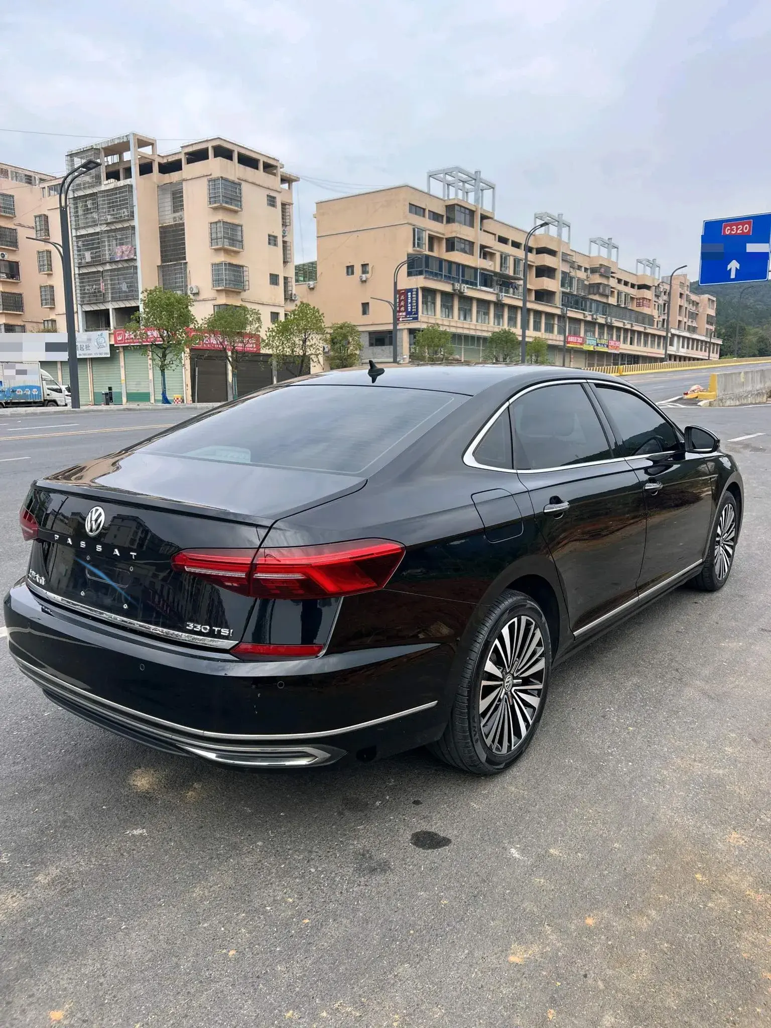 2020 VOLKSWAGEN PASSAT thumbnail 4