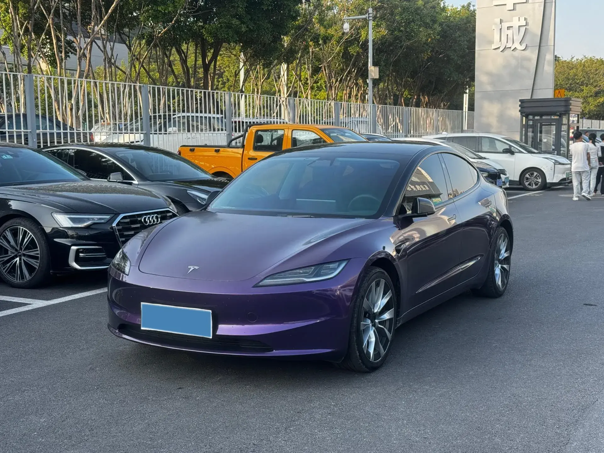 2023 TESLA MODEL view 1