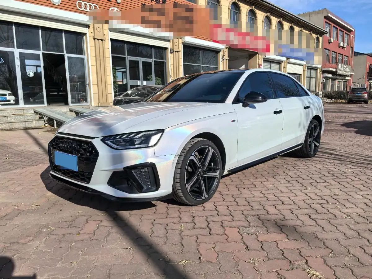 2024 Audi A4L 2.0T 190HP L4 7DCT