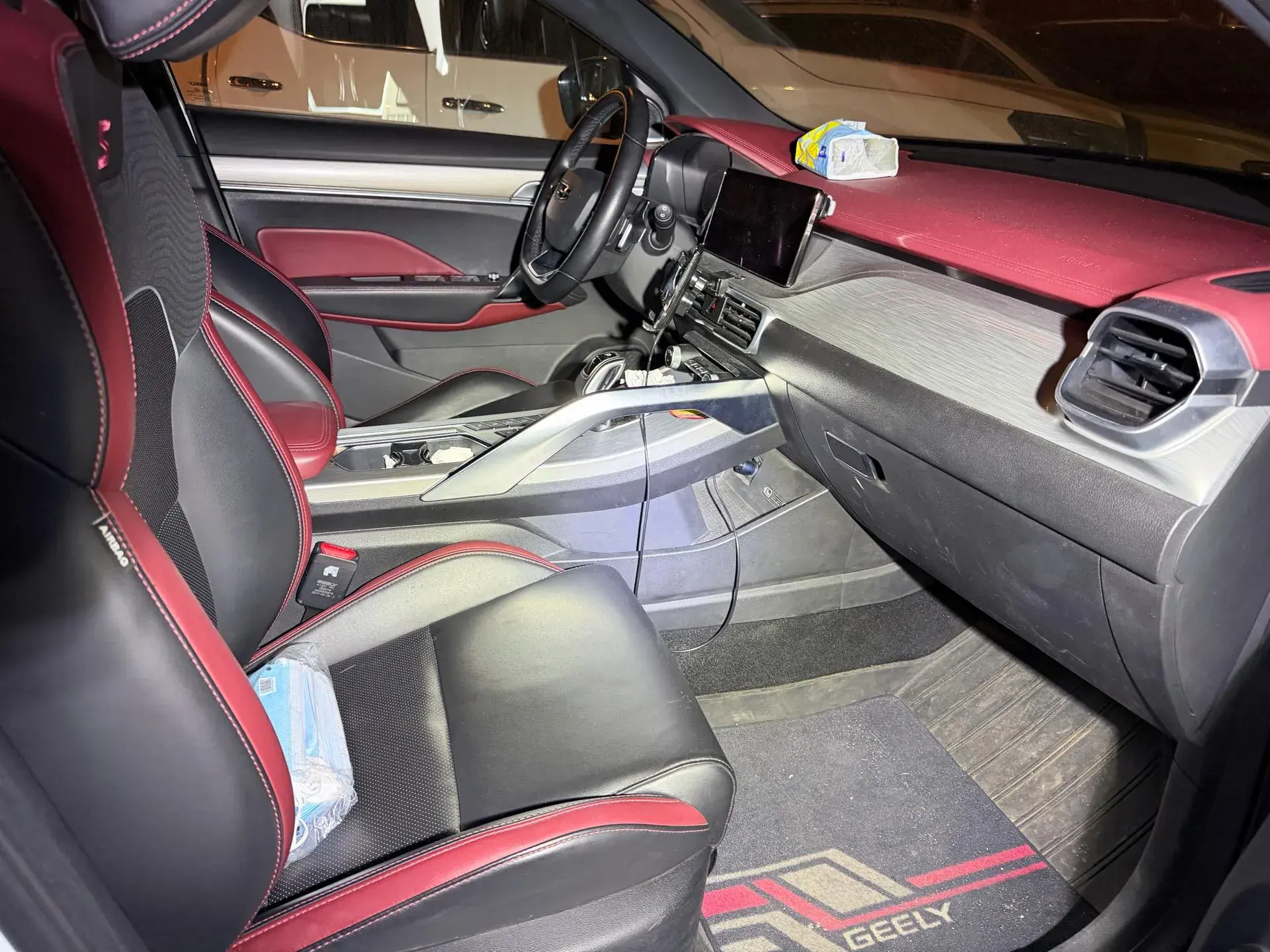 2019 GEELY COOLRAY thumbnail 3