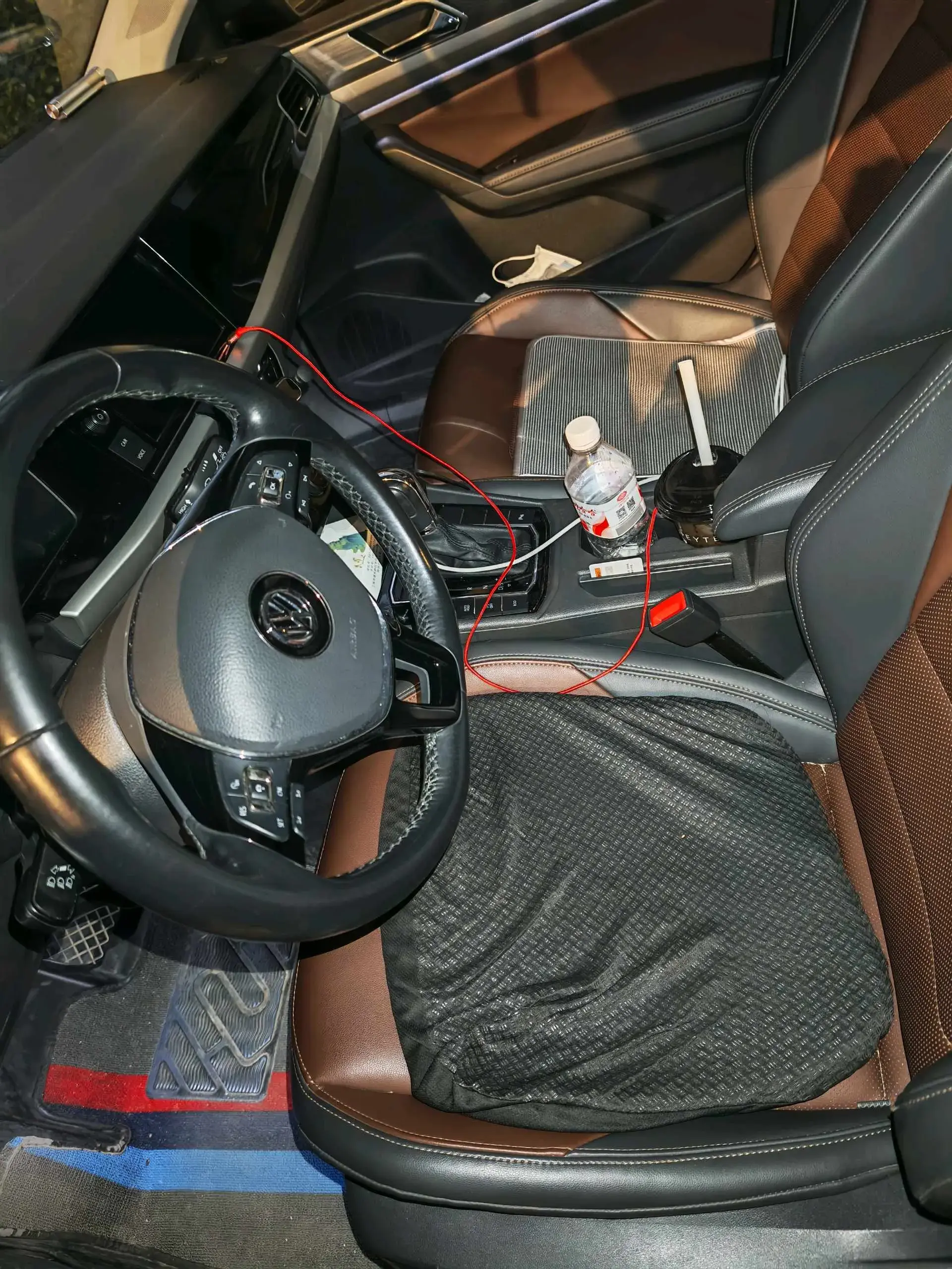 2019 VOLKSWAGEN LAVIDA thumbnail 3