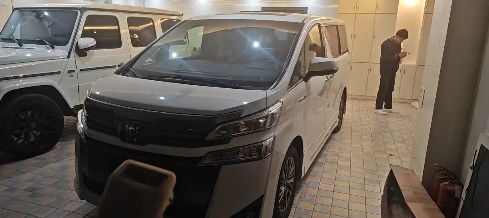 2023 Toyota Vellfire 2.5L 117HP L4 E-CVT Hybrid