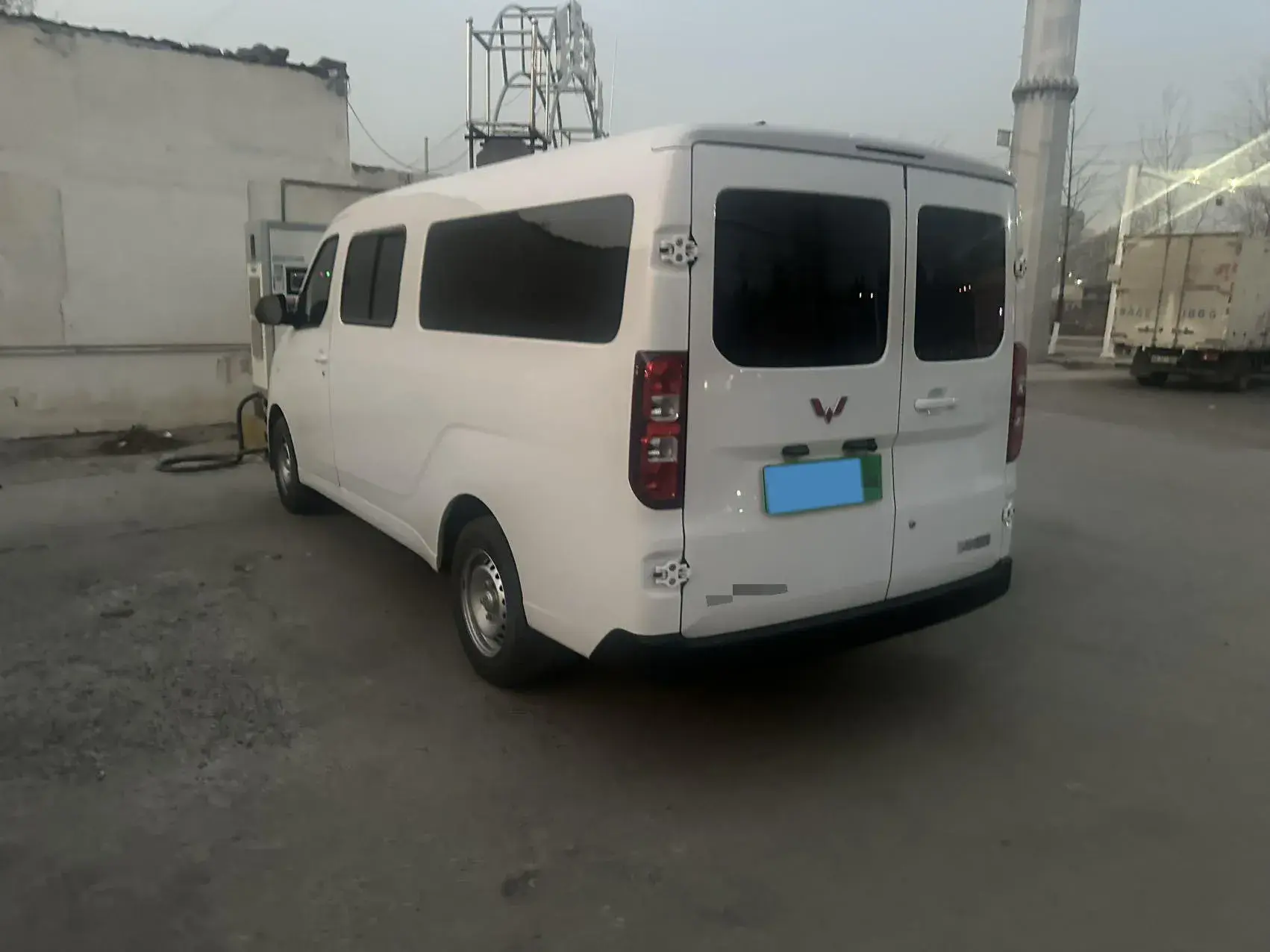 2024 WULING YANGGUANG thumbnail 3