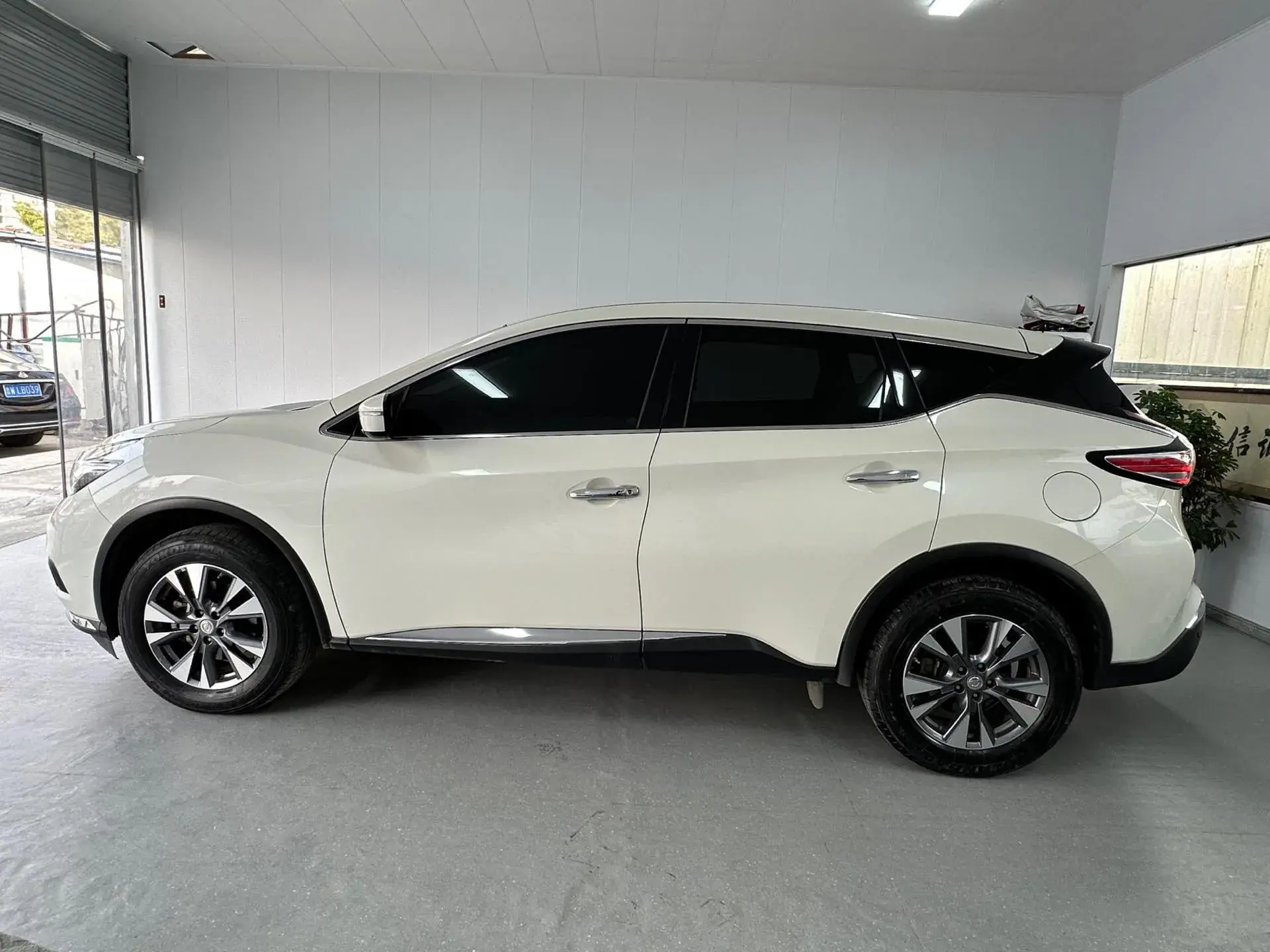 2021 NISSAN MURANO thumbnail 3