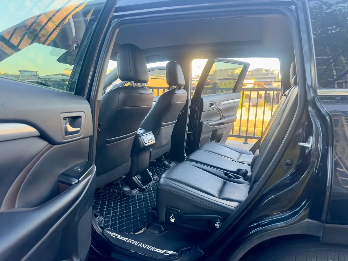 2019 HanTeng V7 1.5T 156HP L4 6AT,autocango,china used car exporter,china ev exporter,chinese used car exporter,chinese used ev exporter