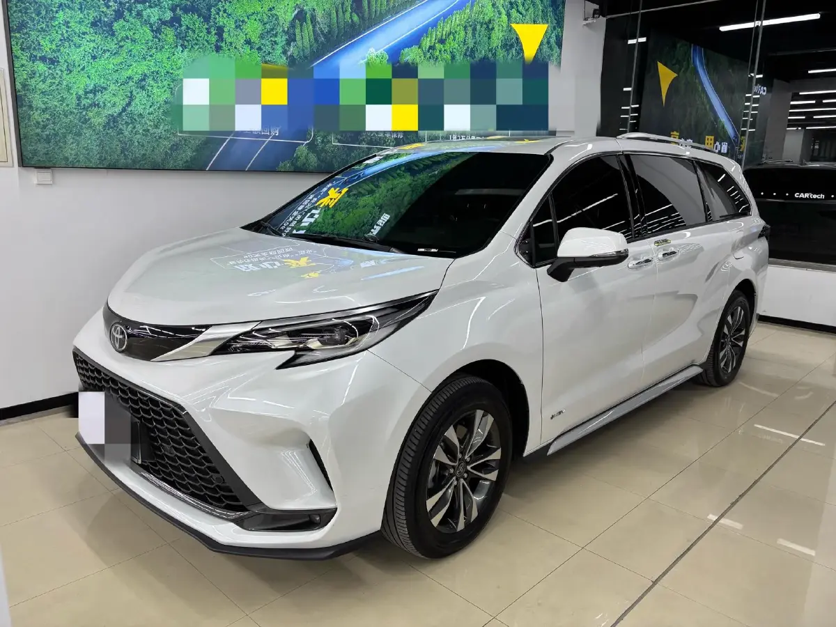 2024 Toyota Granvia 2.5L 189HP L4 E-CVT Hybrid