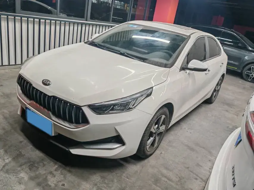 2020 KIA K3 view 1