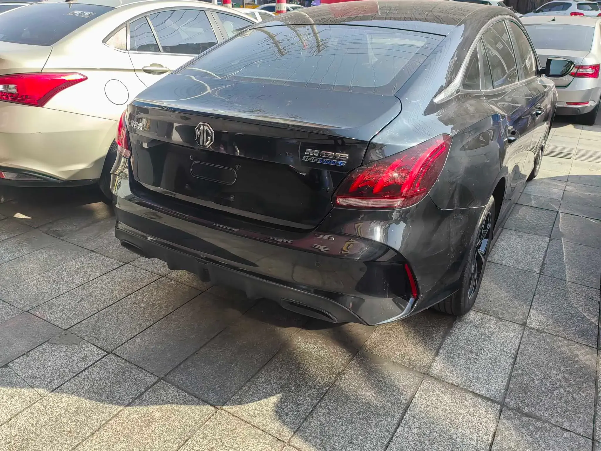 2021 MG 5 thumbnail 3