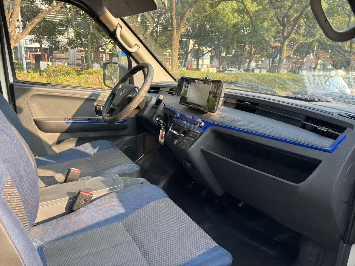 2024 Dongfeng YuFengEM27 BEV 41.472KWH,autocango,china used car exporter,china ev exporter,chinese used car exporter,chinese used ev exporter