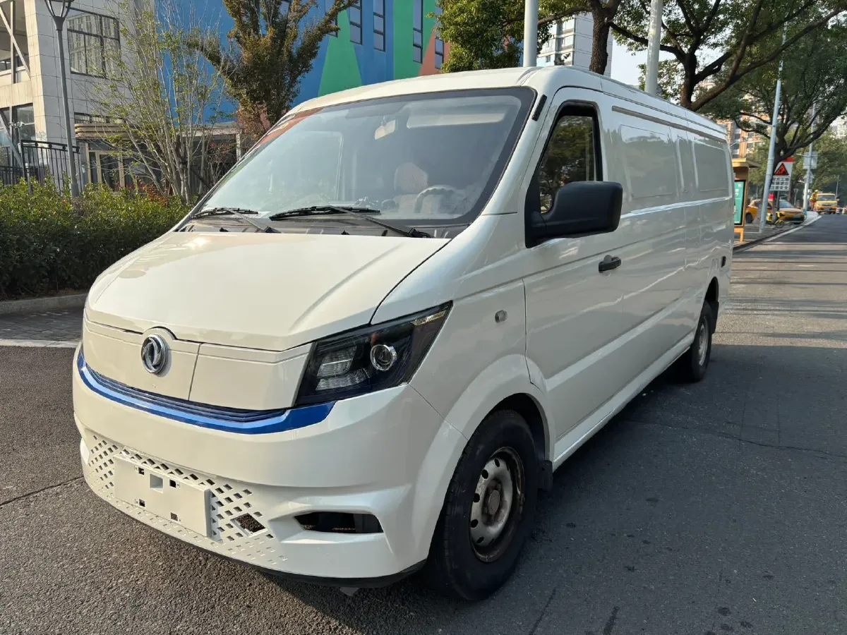 2024 Dongfeng YuFengEM27 BEV 41.472KWH,autocango,china used car exporter,china ev exporter,chinese used car exporter,chinese used ev exporter