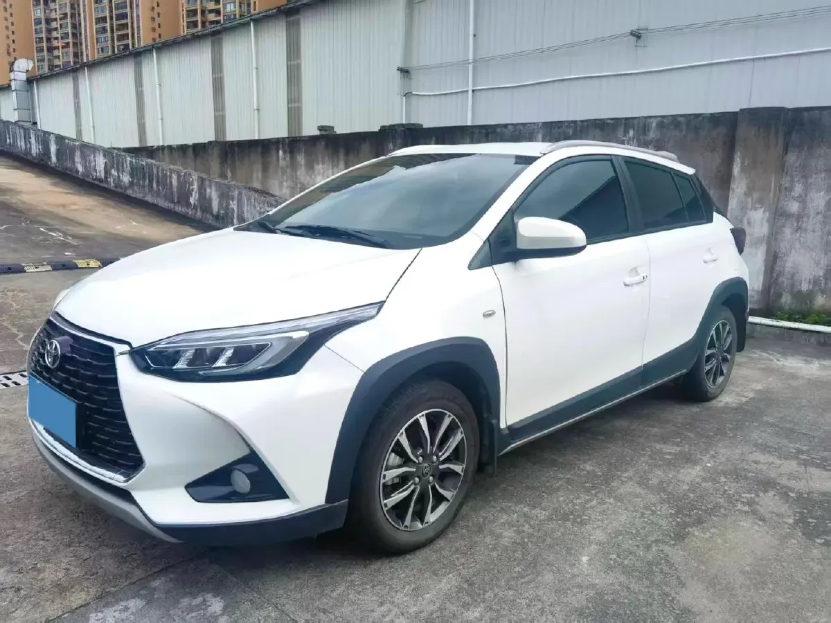 2022 Toyota Yaris L 1.5L 112HP L4 CVT