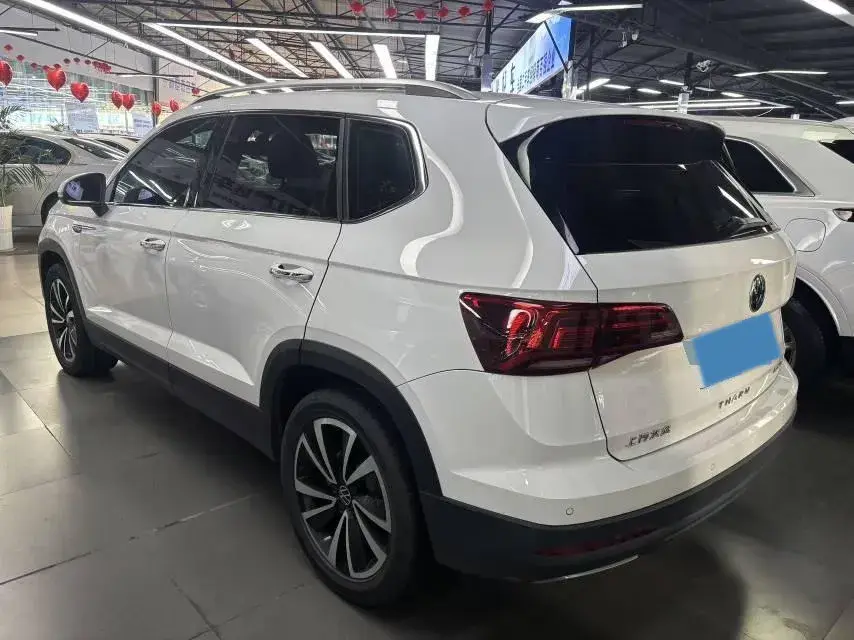 2021 VOLKSWAGEN THARU thumbnail 3