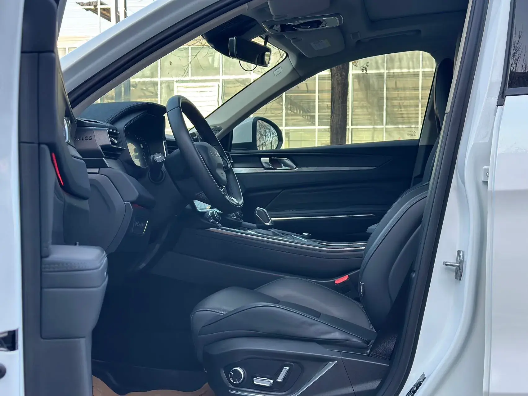 2021 LYNK&CO 01 thumbnail 4