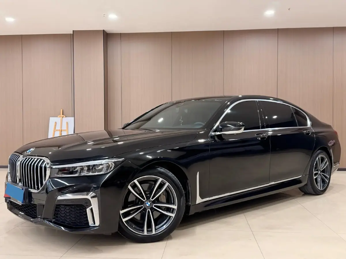 2019 BMW 7 Series 2.0T 265HP L4 8AT