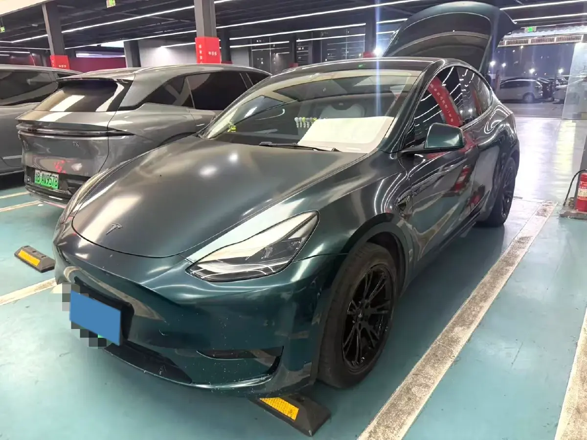 2022 Tesla Model Y BEV 60KWH