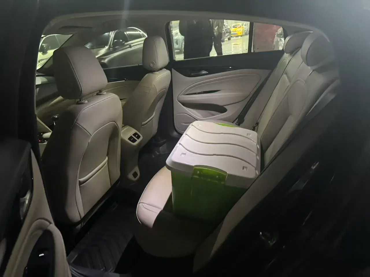 2020 BUICK REGAL thumbnail 4