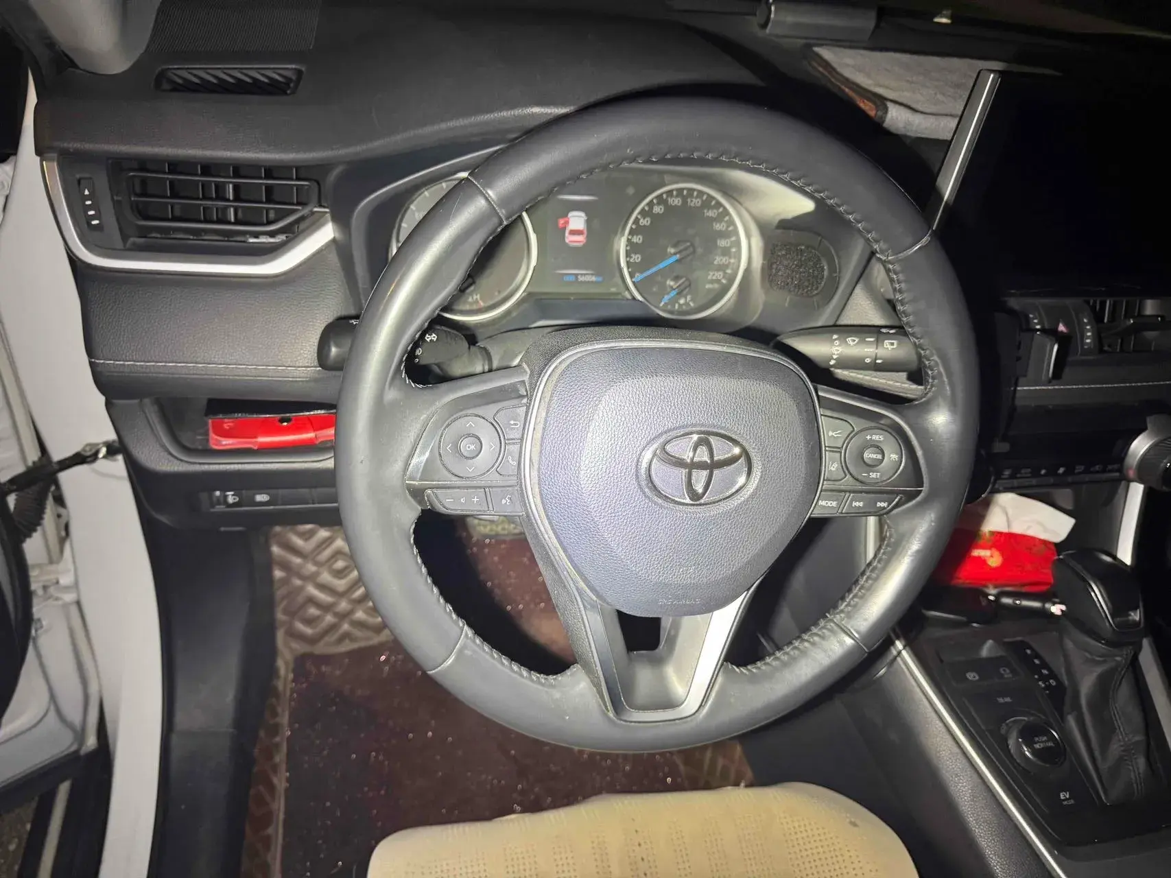 2022 TOYOTA WILDLANDER thumbnail 4