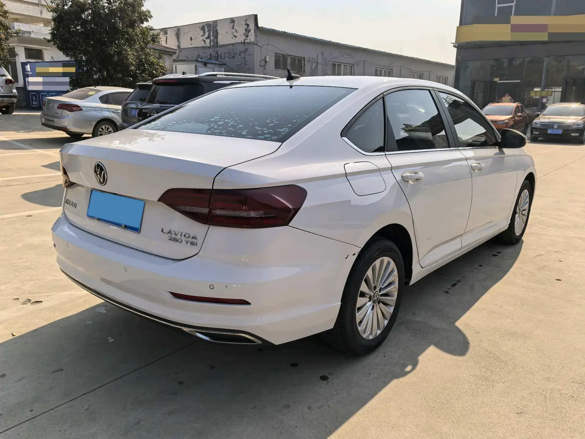 2021 VOLKSWAGEN LAVIDA thumbnail 2