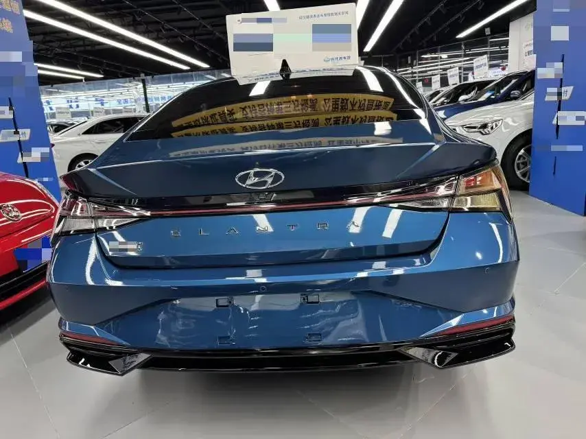 2022 HYUNDAI ELANTRA thumbnail 4
