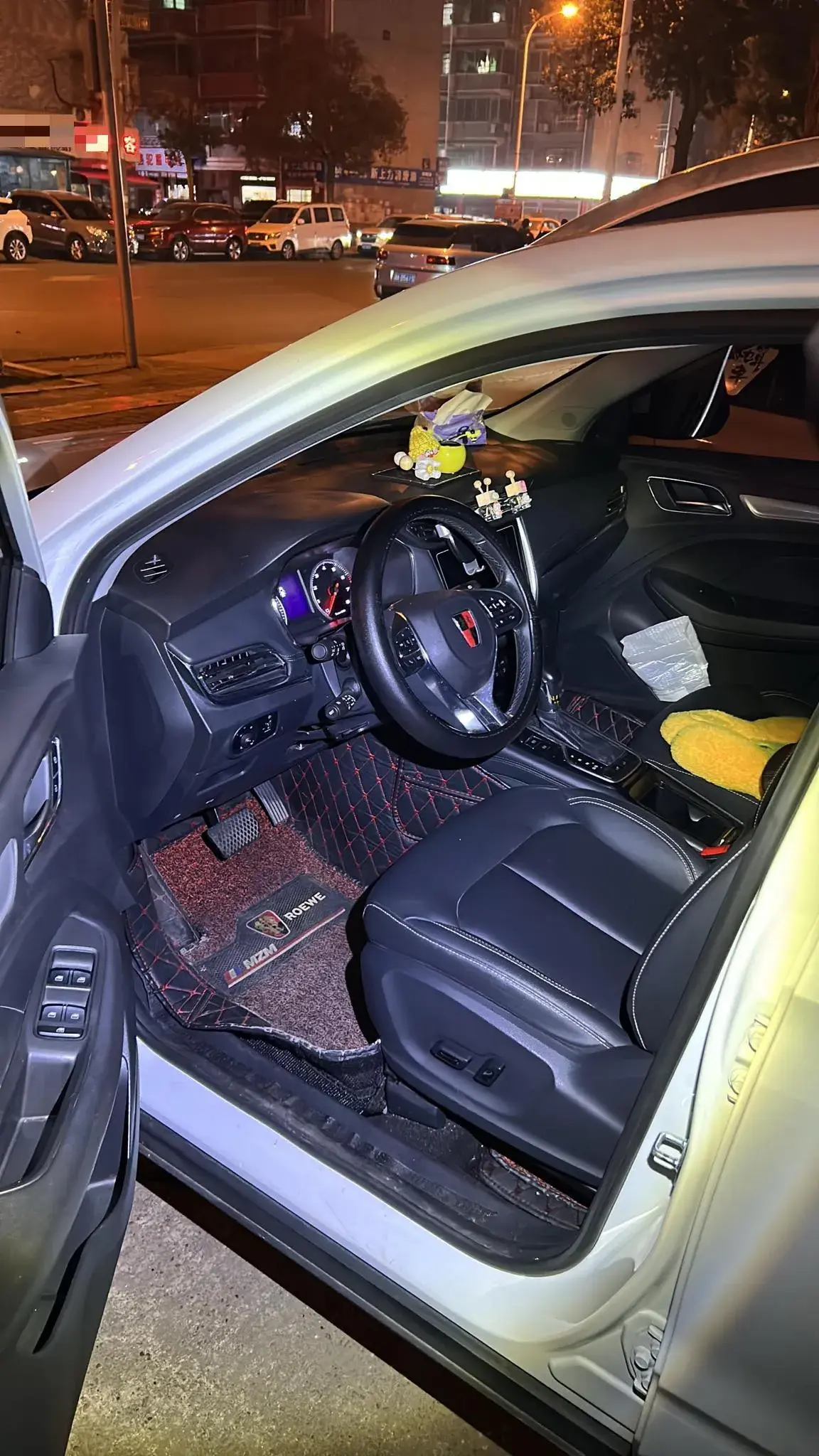 2018 ROEWE RX3 thumbnail 4