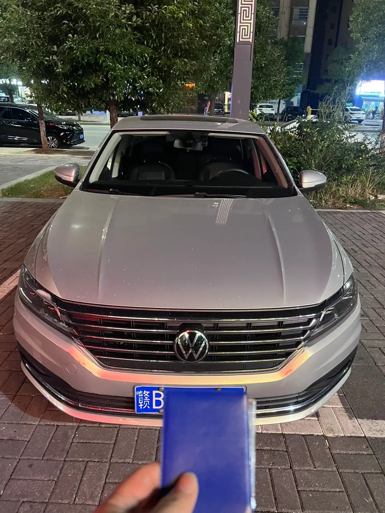 2021 VOLKSWAGEN LAVIDA thumbnail 2