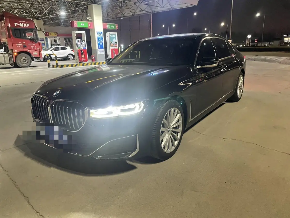 2019 BMW 7 Series 2.0T 265HP L4 8AT