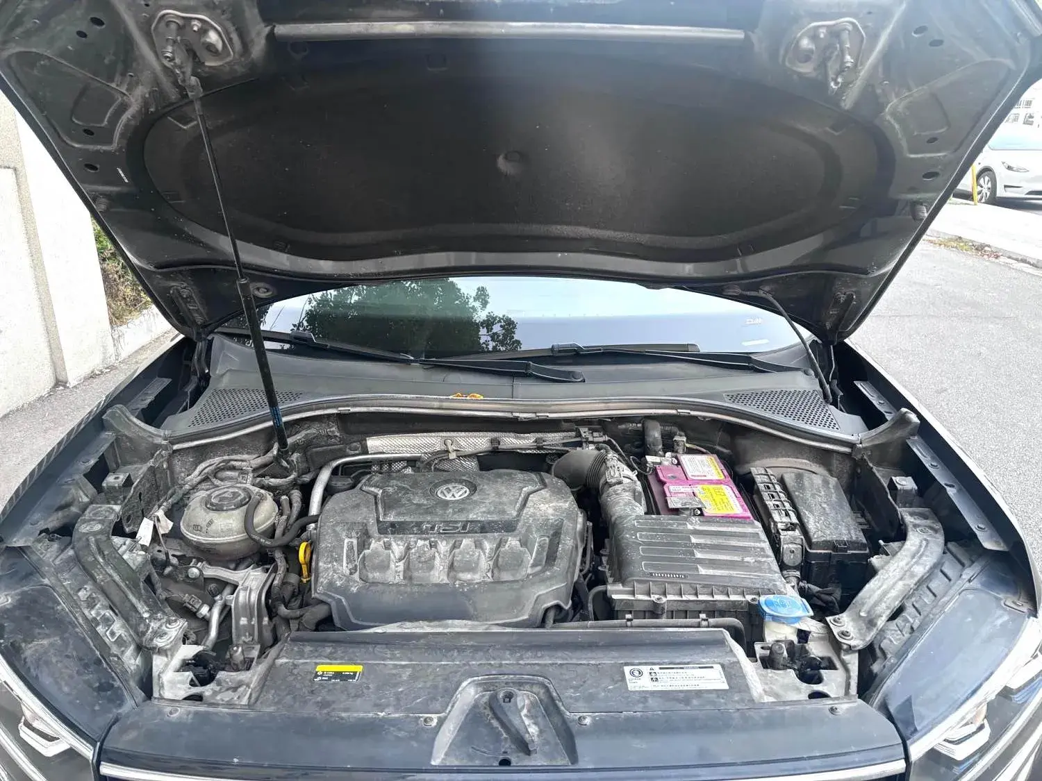 2019 VOLKSWAGEN TAYRON thumbnail 4