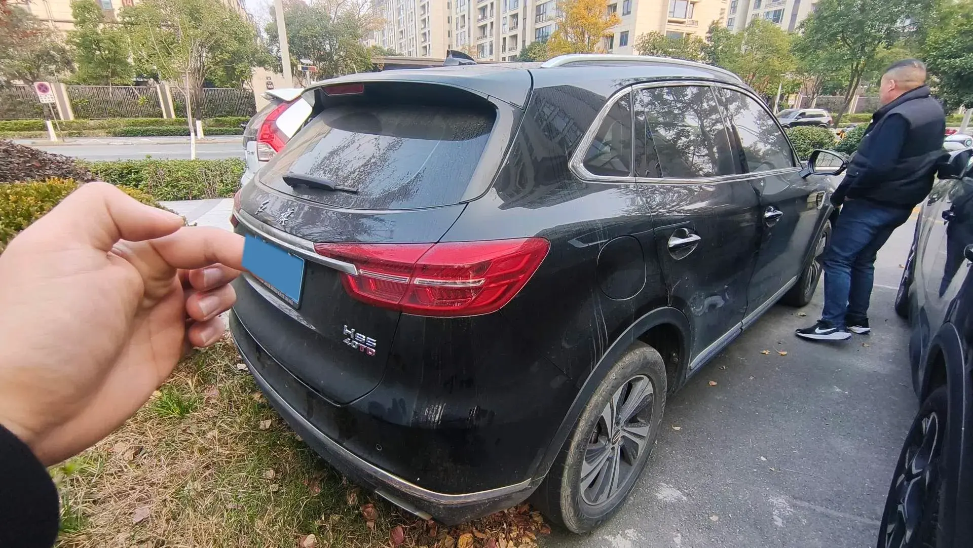 2019 HONGQI HS5 thumbnail 3