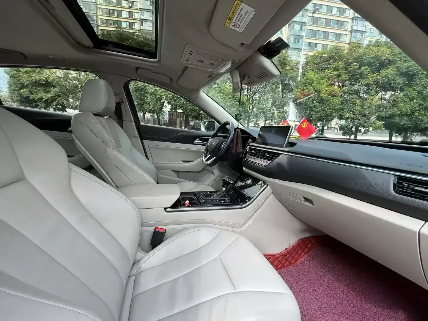 2018 HONGQI H5 thumbnail 4