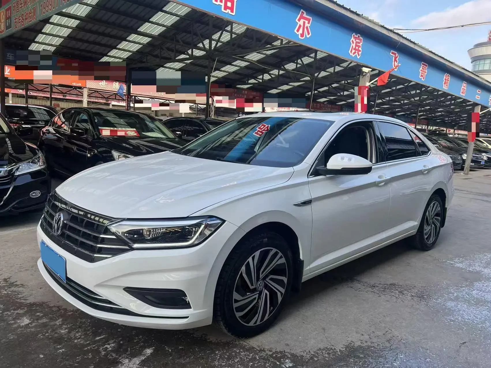 2021 VOLKSWAGEN SAGITAR view 1