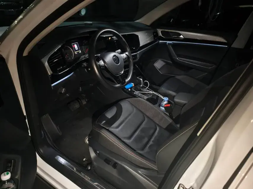 2022 VOLKSWAGEN TAYRON thumbnail 2