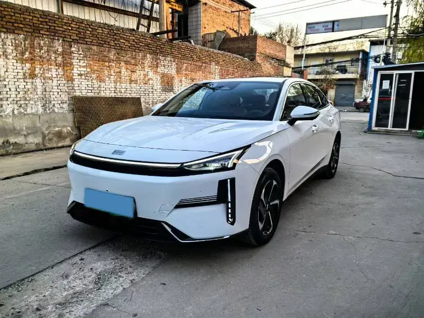 2025 BYD Sea Lion 05 DM-i 1.5L 101HP L4 E-CVT PHEV 12.9KWH