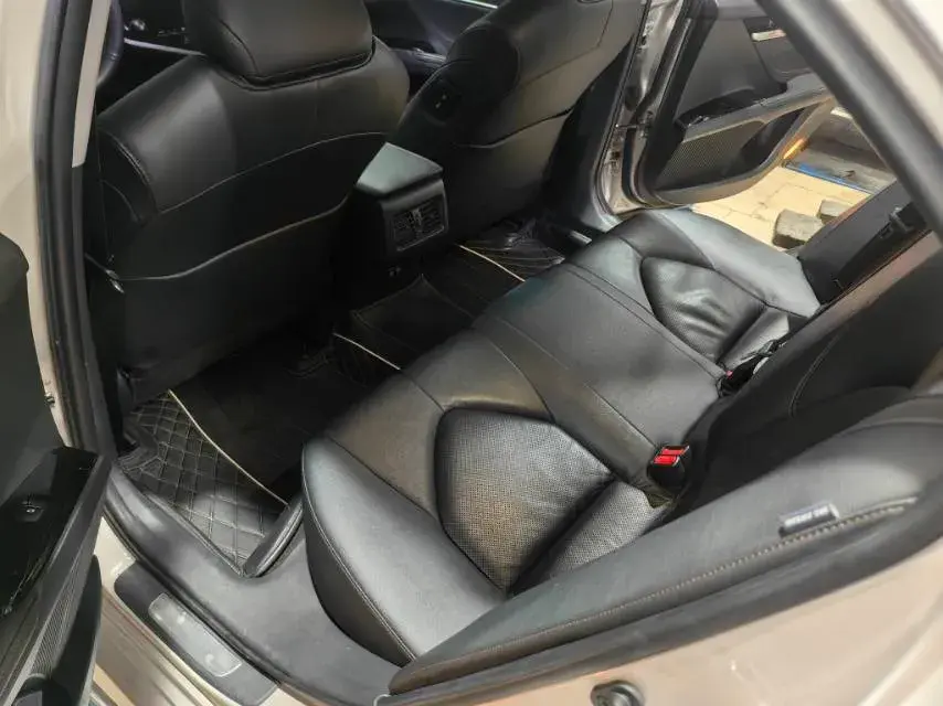 2021 TOYOTA CAMRY thumbnail 3