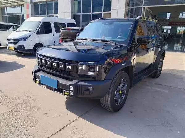 2023 Jetour Traveller 2.0T 254HP L4 7DCT