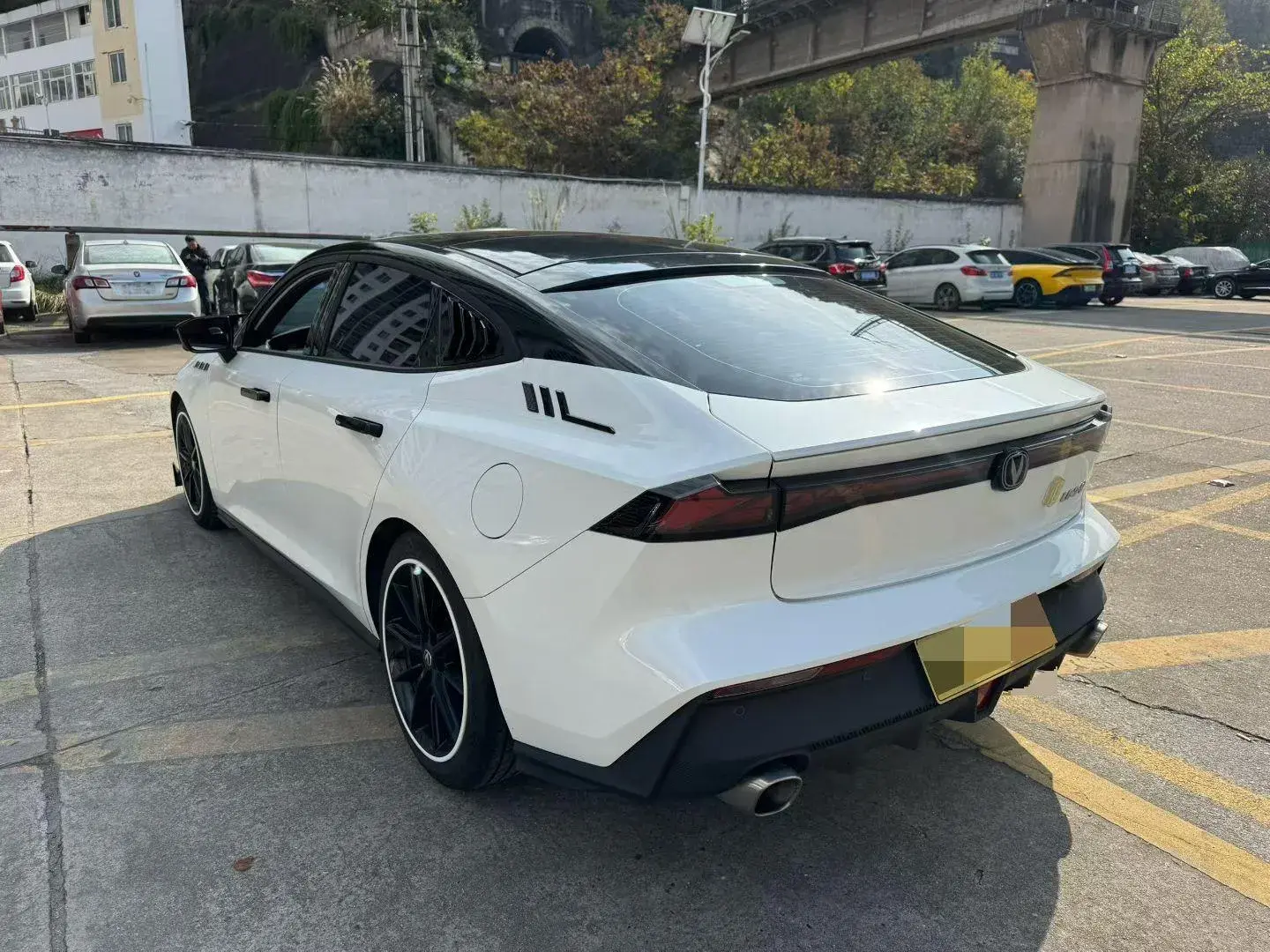 2022 CHANGAN UNI-V thumbnail 4