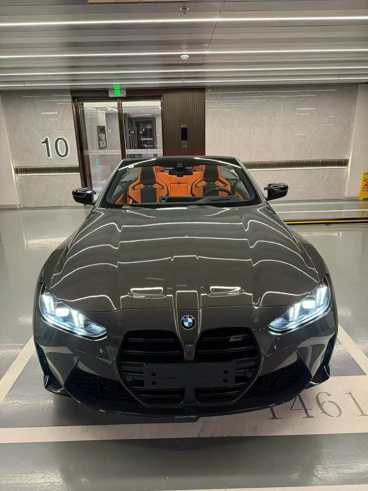 2024 BMW M4 thumbnail 4