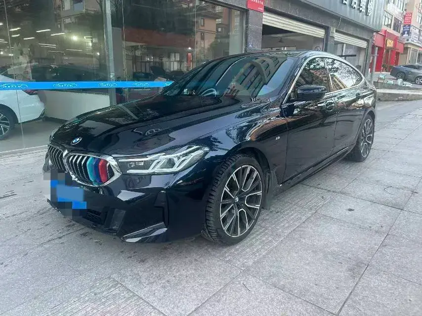 2022 BMW 6 Series GT 2.0T 245HP L4 8AT