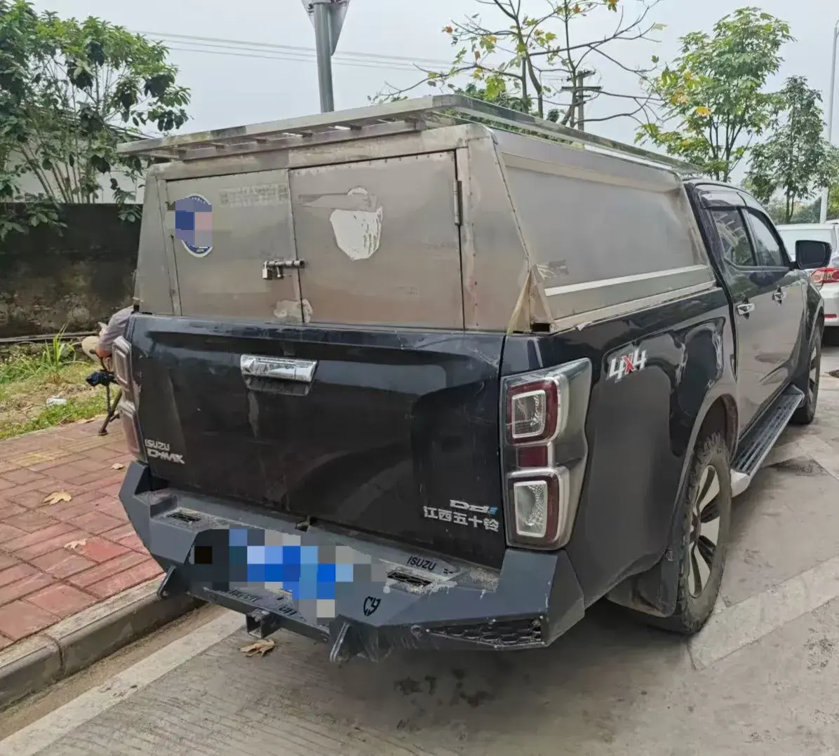 2021 ISUZU D-MAX thumbnail 3