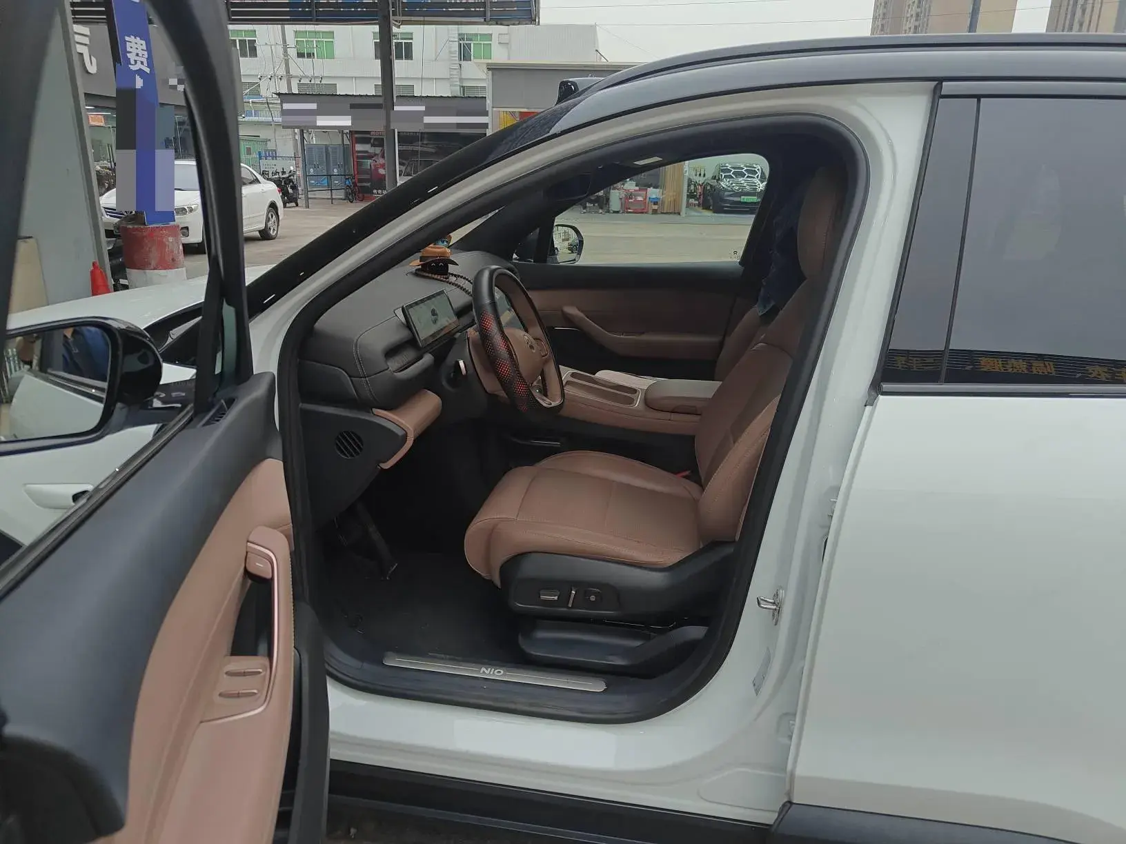 2023 NIO ES6 thumbnail 3