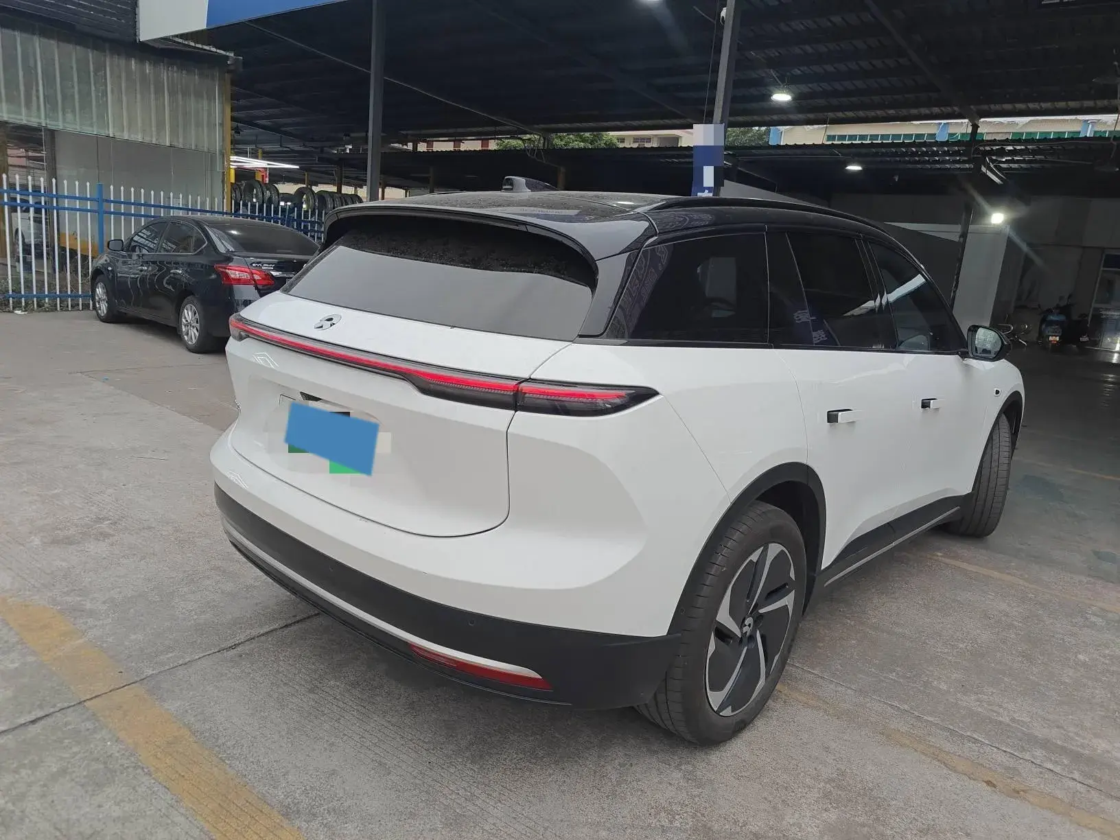 2023 NIO ES6 thumbnail 2