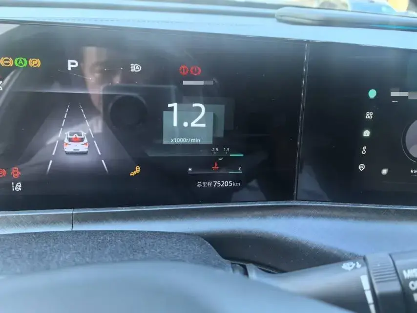 2022 CHANGAN UNI-T thumbnail 2