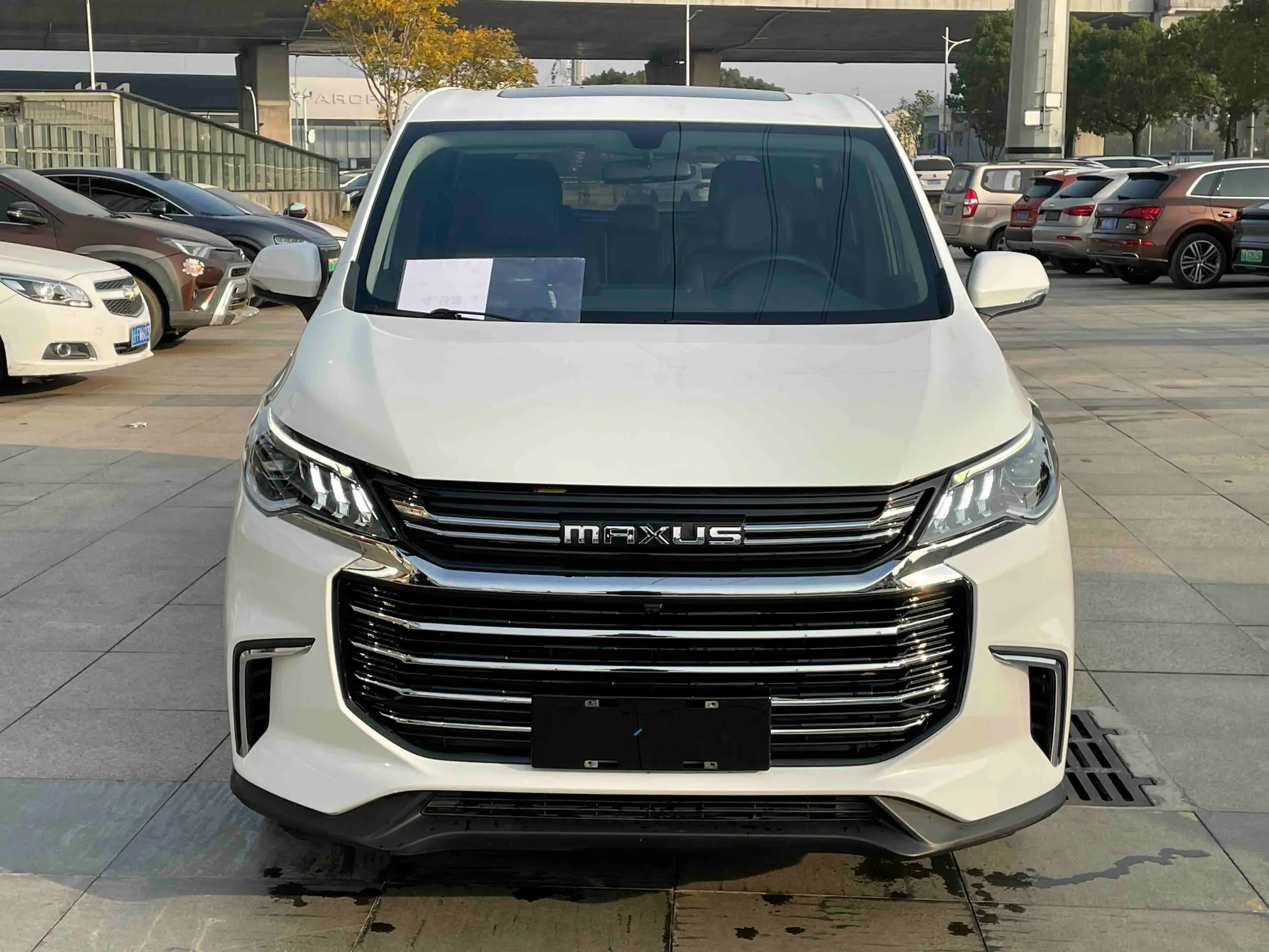 2021 MAXUS G50 thumbnail 2