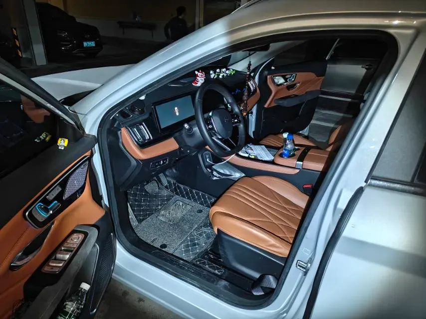 2024 Jetour ShanHai L7 1.5T 156HP L4 2DHT PHEV 19.43KWH,autocango,china used car exporter,china ev exporter,chinese used car exporter,chinese used ev exporter